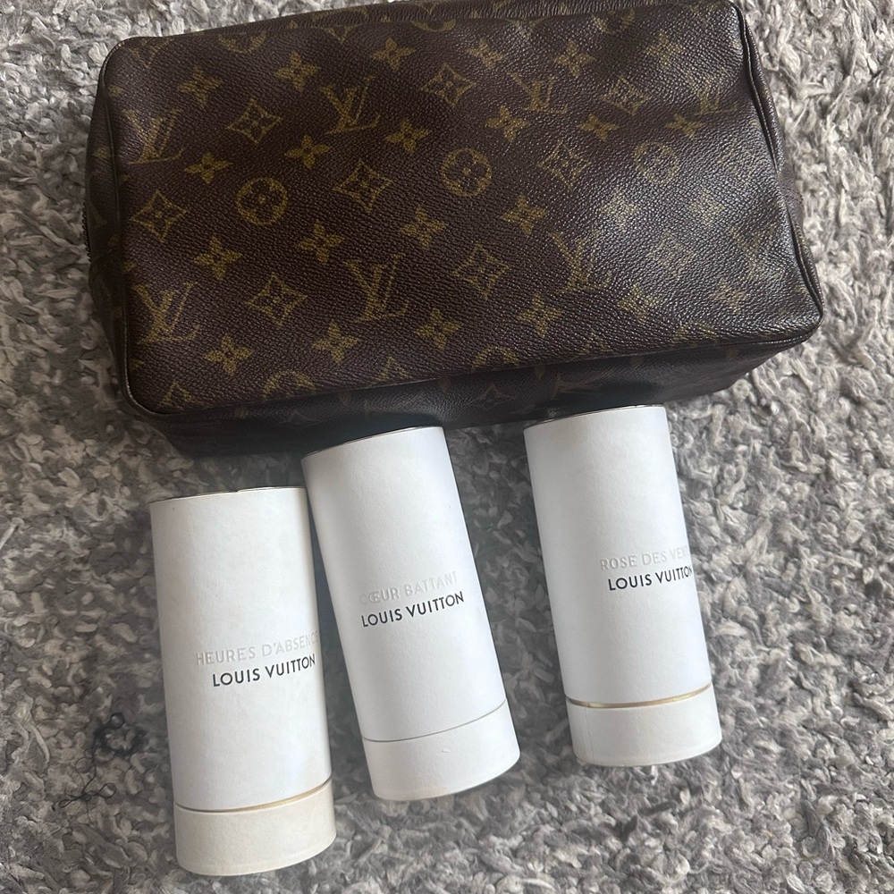Vintage Louis Vuitton Monogram Trousse 28